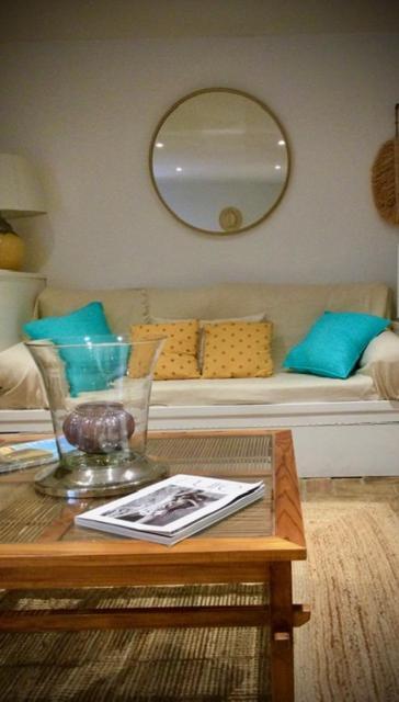 Petite Maison Mitoyenne Au Coeur De Saint Tropez Экстерьер фото